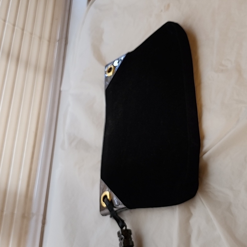 VELOUR CLUTCH
